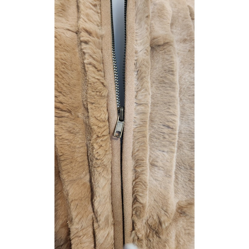 Cynthia Steffe Rabbit Fur Knit Back Vest Size Medium Tan Beige Zip Front - Picture 5 of 13